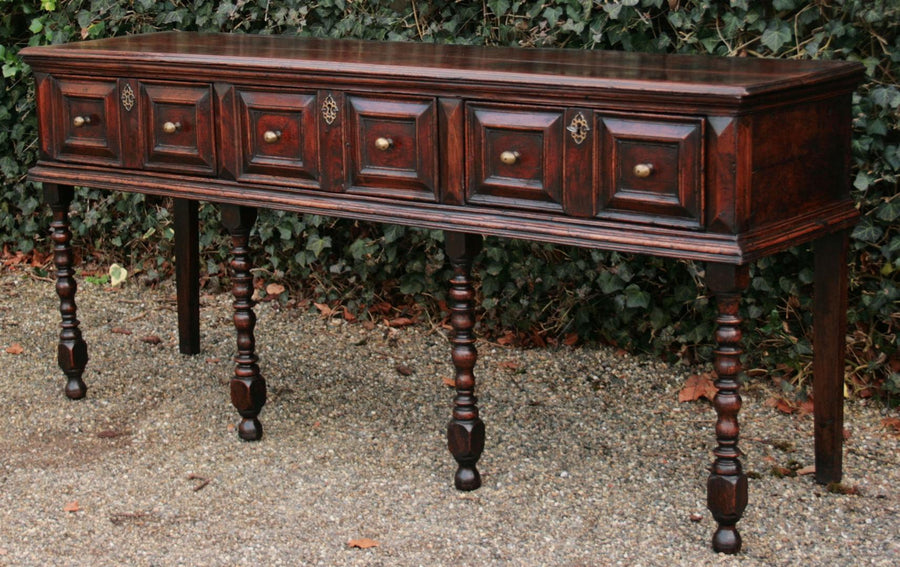 Antique 17th-century Dresser