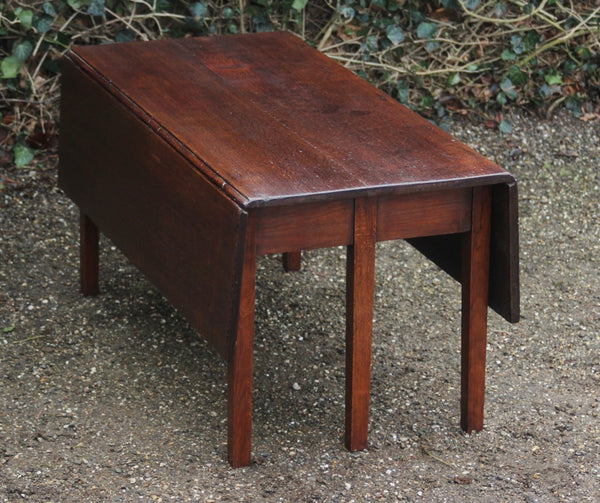 Antique English Pembroke Table