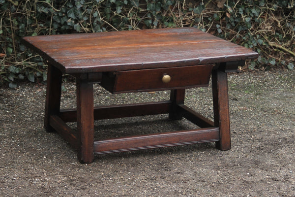Antieke Oostenrijkse Salontafel - 0306.T